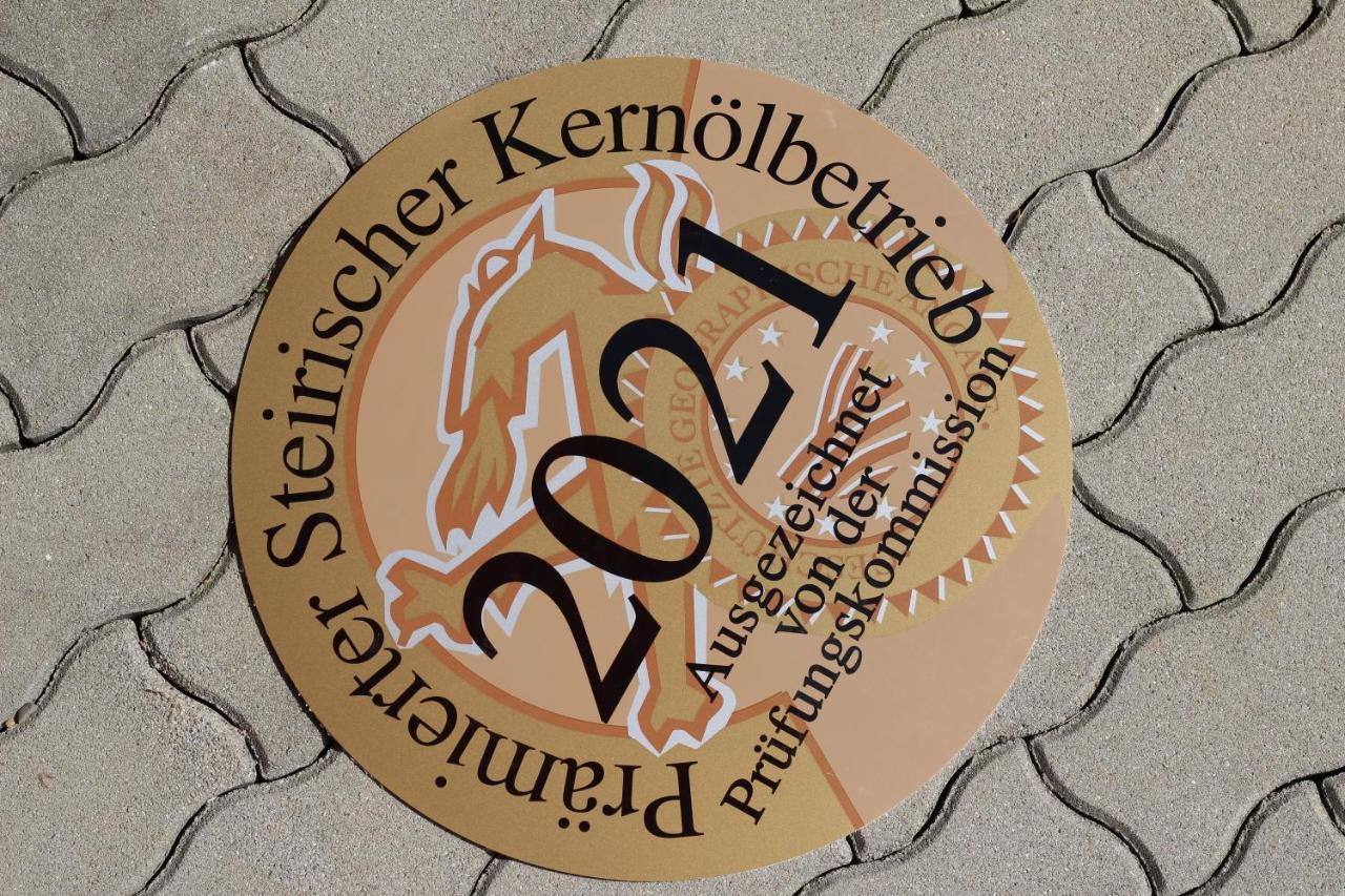 Ferienwohnung Kleissner Großklein エクステリア 写真