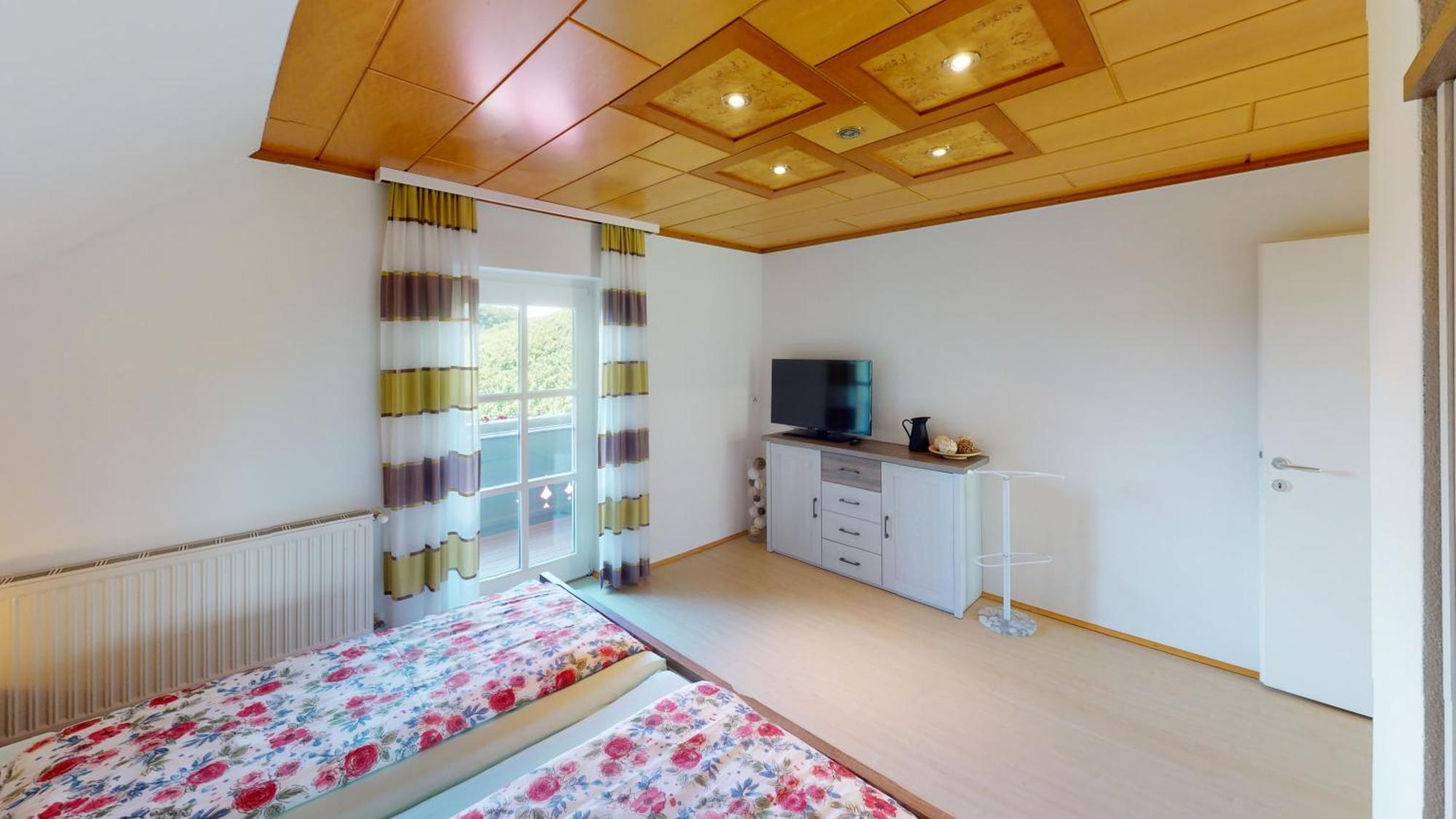 Ferienwohnung Kleissner Großklein エクステリア 写真